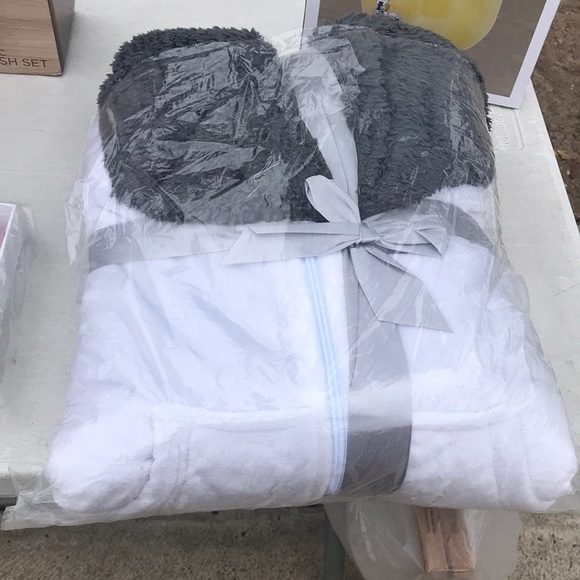 Sherpa house coat - Picture 1 of 6